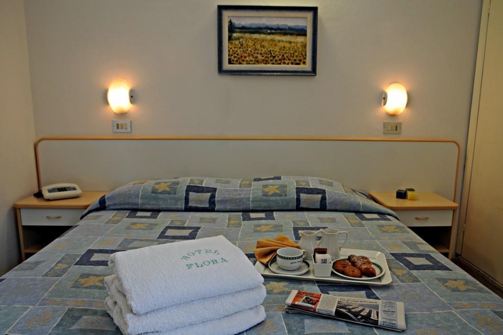 Hotel Flora Bellaria-Igea Marina Oda fotoğraf