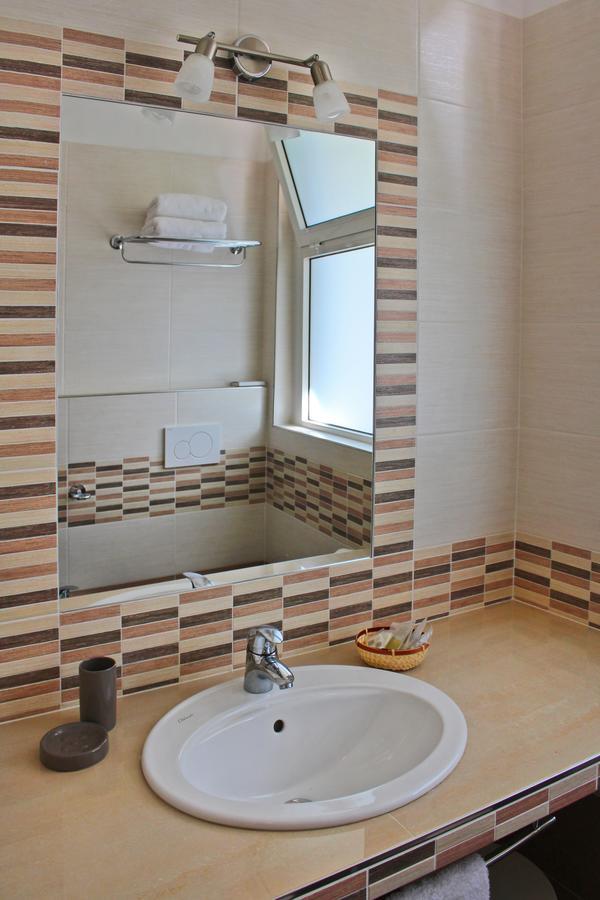 Hotel Flora Bellaria-Igea Marina Dış mekan fotoğraf